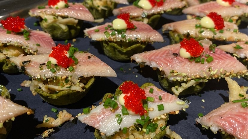 Canapés met paling van Nassen Amsterdam