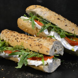Broodje Mozzarella Caprese – Broodjes van Nassen Selectie